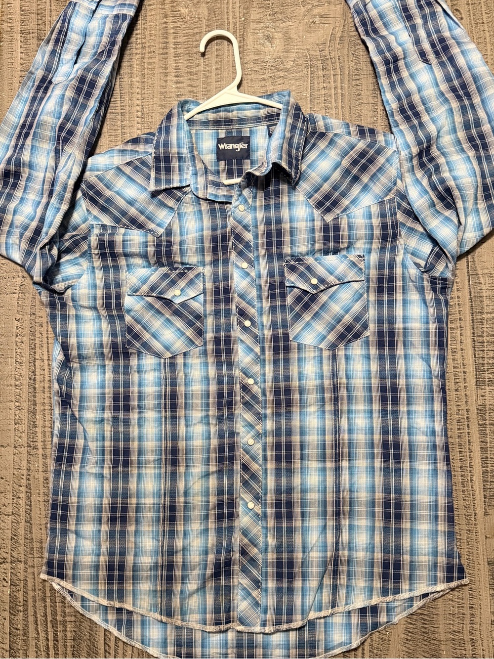 Wrangler Blue and White Plaid Button-Down Shirt